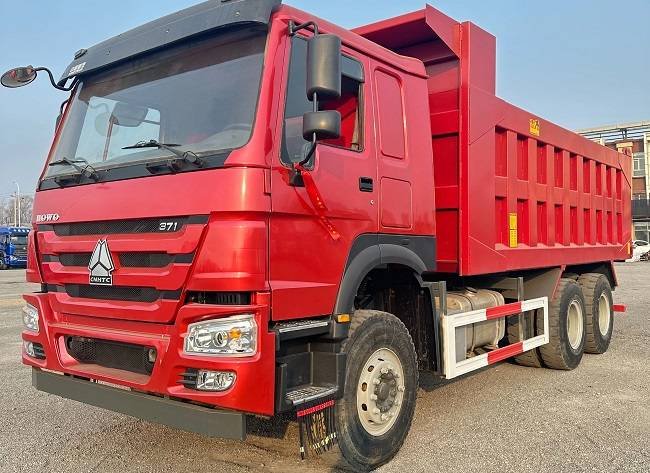 HOWO 371 Dump truck